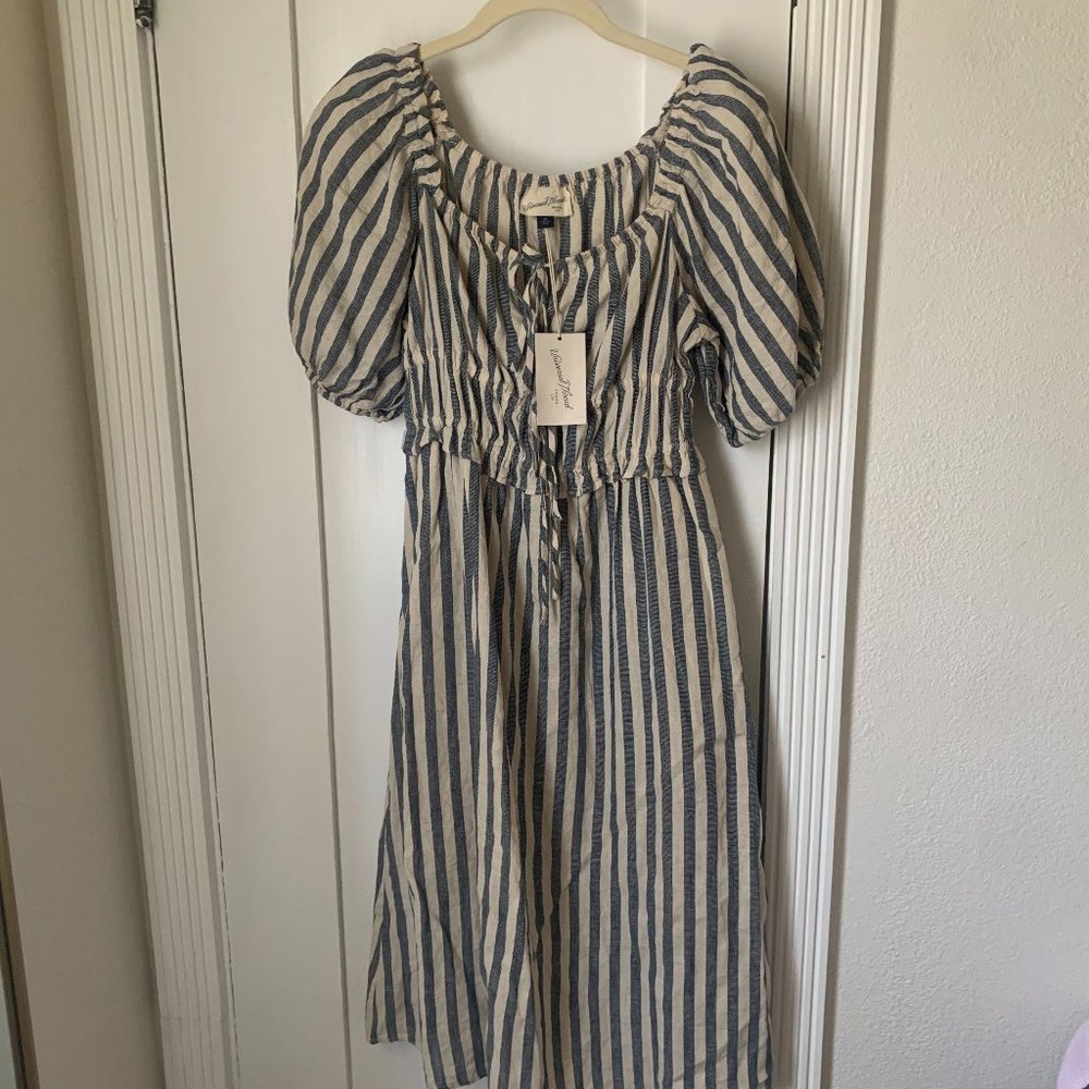Universal Thread Dress - Picture 3 of 4